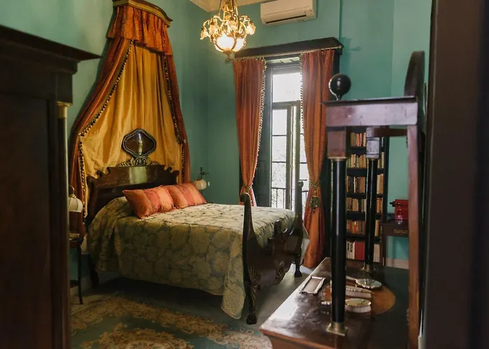 Homestay Palacio Del Virrey Laserna *